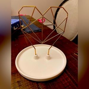 Coxet Wire Heart Ceramic Jewelry Holder